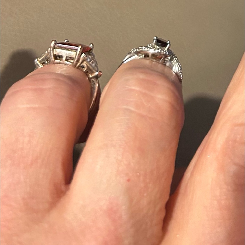 🎀Vintage Avon Rings - Picture 2 of 5